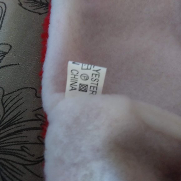 SOLID WING Fuzzy Chicken Hat - Picture 7 of 9